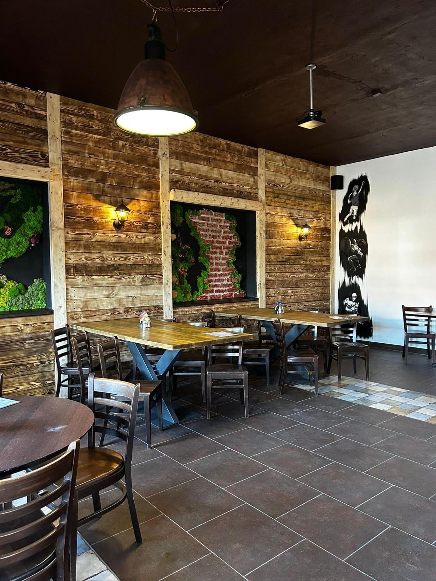 Hotel Plzensky Dvur Frýdek-Místek 外观 照片