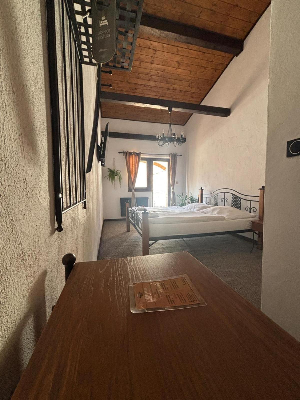 Hotel Plzensky Dvur Frýdek-Místek 外观 照片